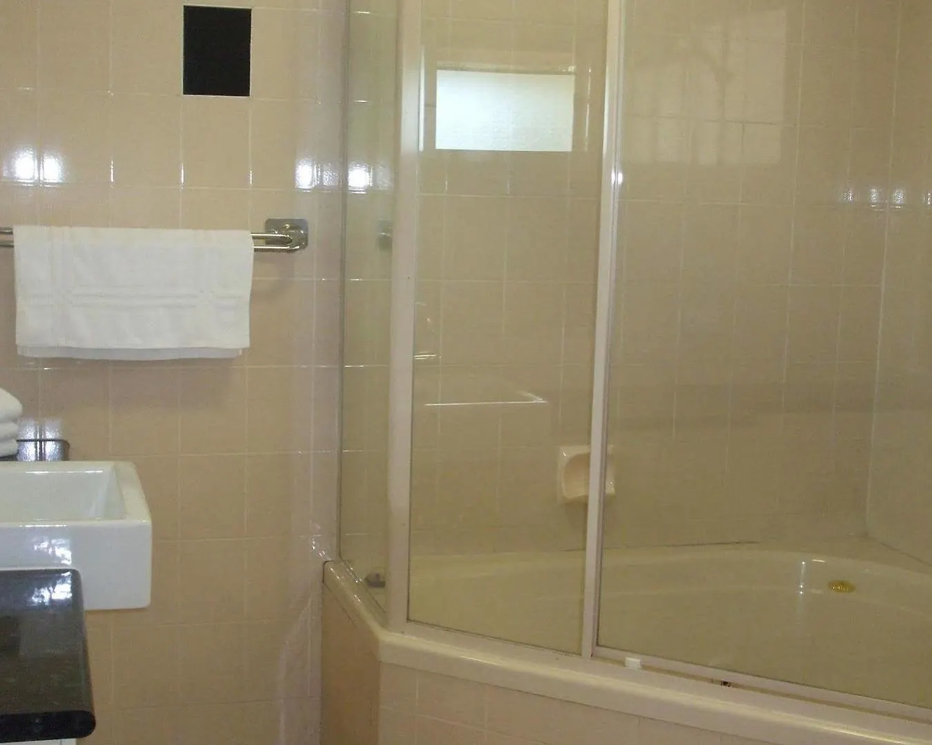 Sundowner Hotel Motel Caboolture 3*,