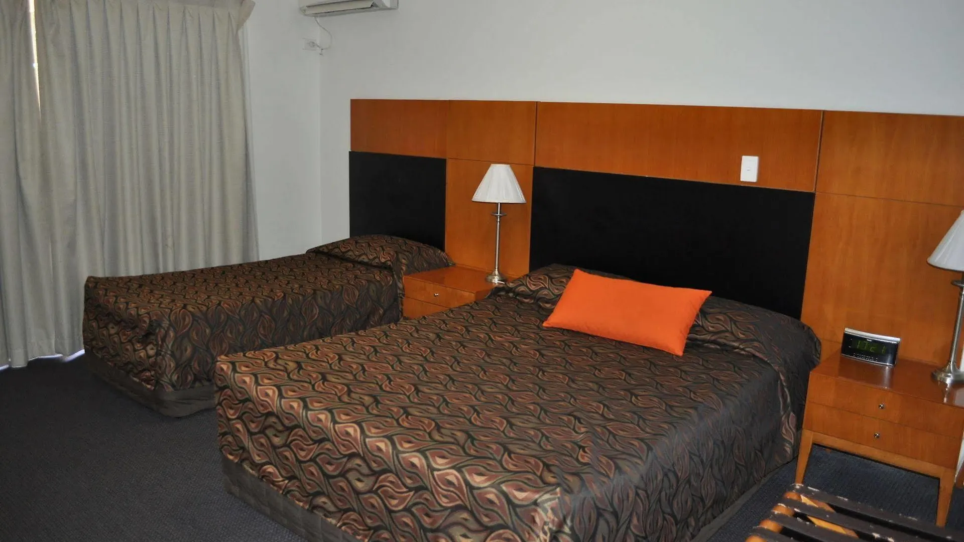 Sundowner Hotel Motel Caboolture